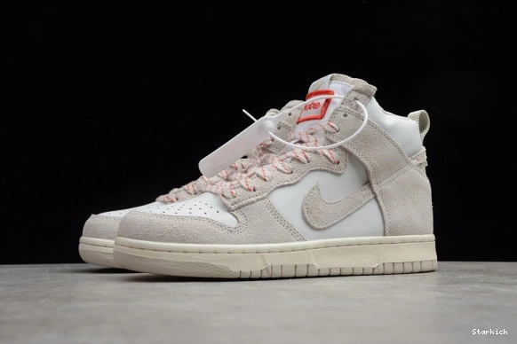 CW3092-100 Notre Orewood High Nike Light Dunk Brown 0112